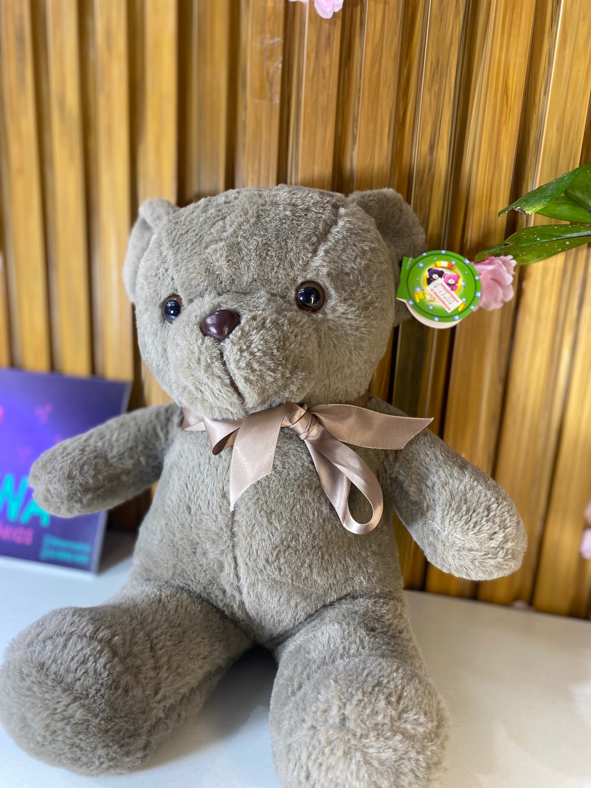 Urso de Pelúcia com Laço- Cinza