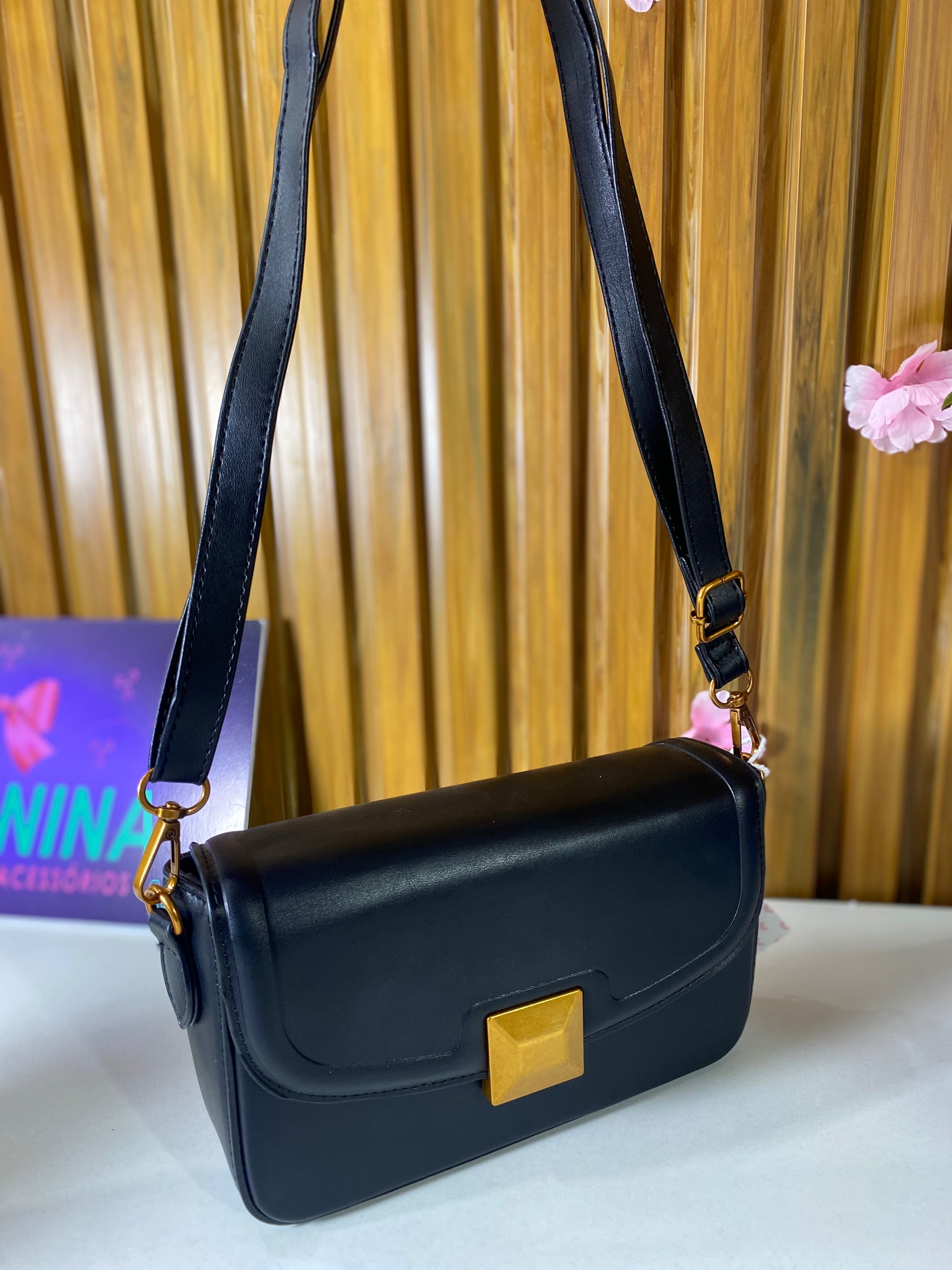 👜 Bolsa Vivian Preta