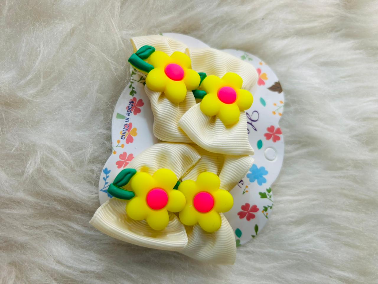 🎀 Kit Laços Infantis com Flores
