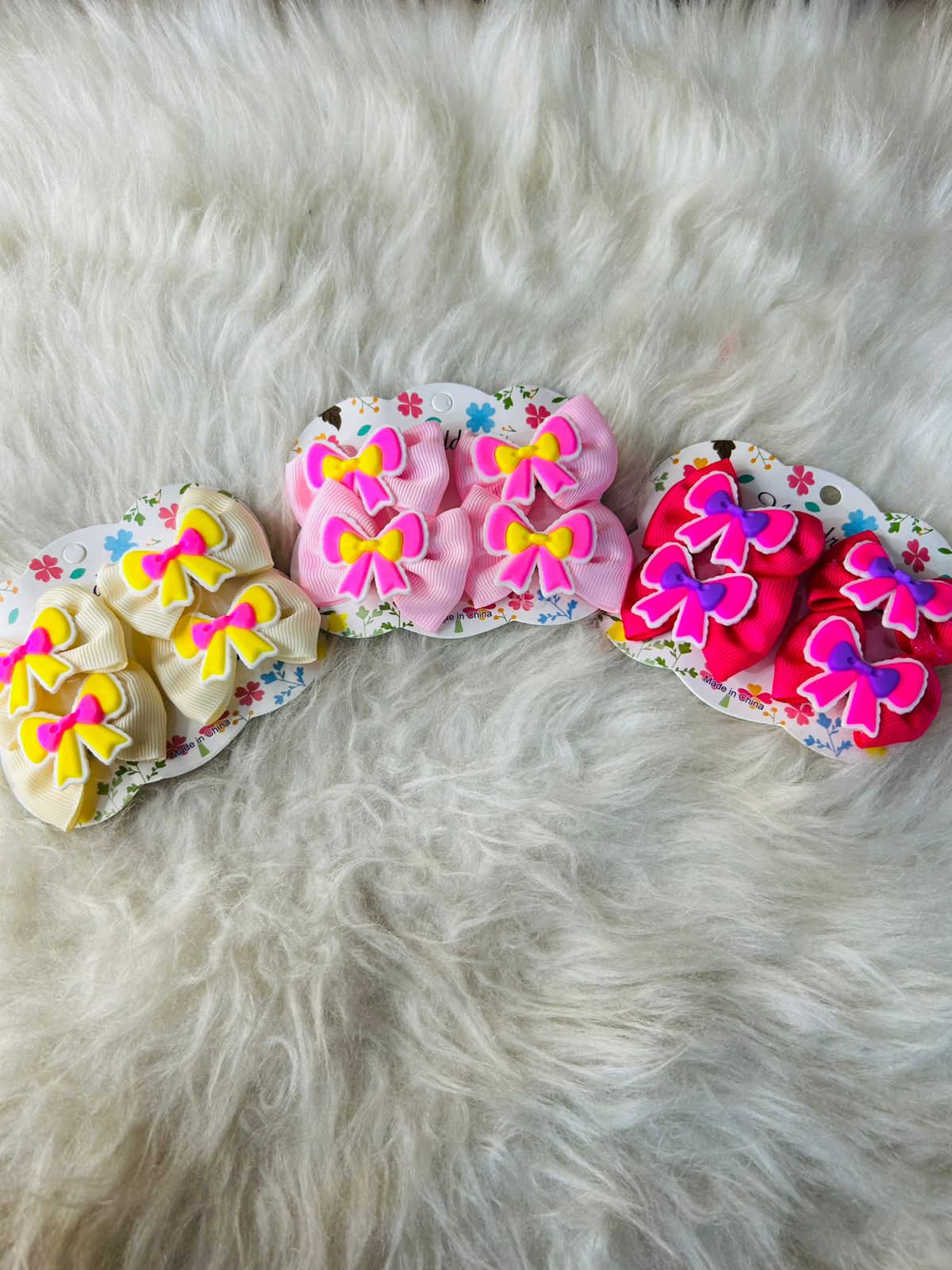 🎀 Kit Laços Coloridos com Aplique
