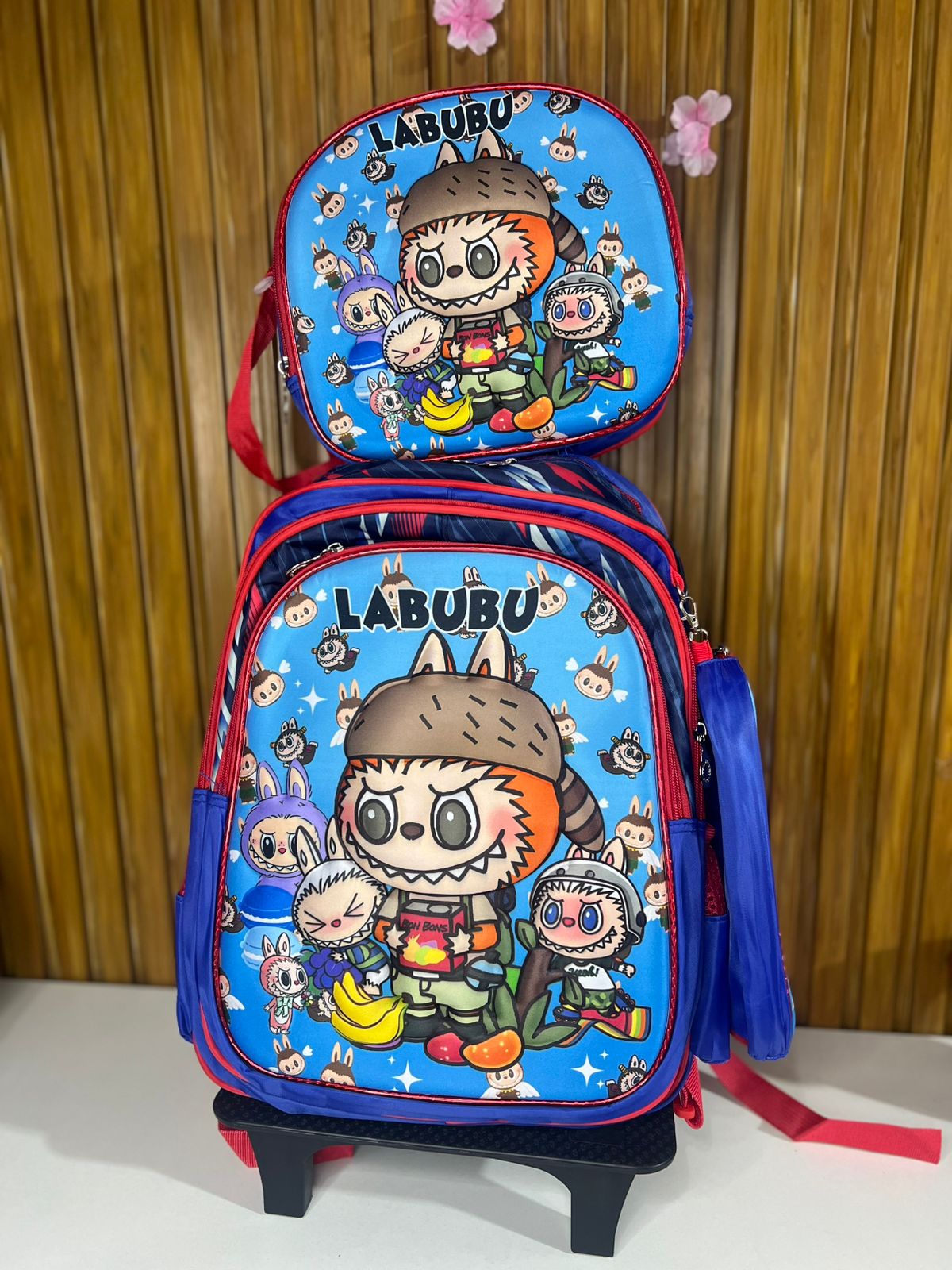 Kit Mochila Labubu