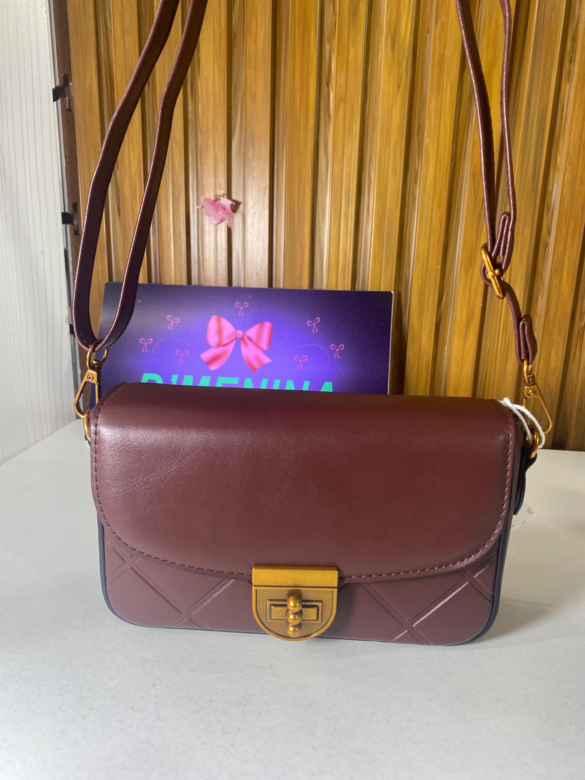 👜 Bolsa Vivian Marsala
